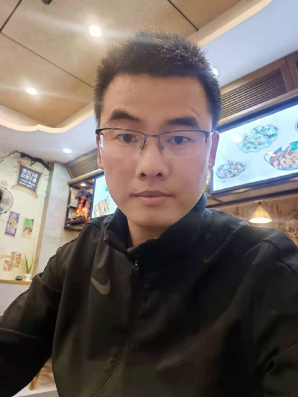 奔向幸福的第一张照片--郑州相亲服务中心