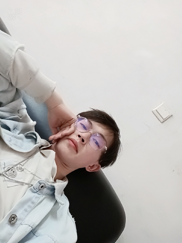 染七的第二张照片--郑州相亲服务中心
