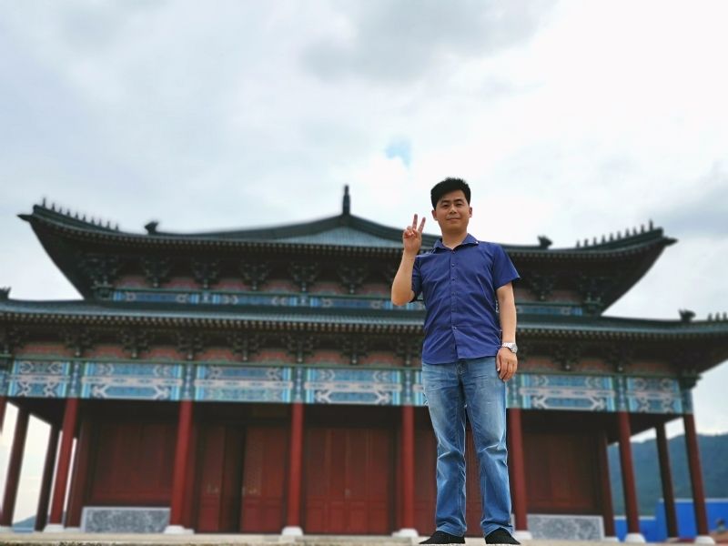 骑着小猪去旅行的第一张照片--郑州相亲服务中心