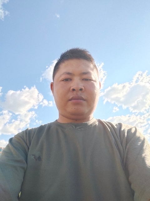 小马的第一张照片--郑州相亲服务中心