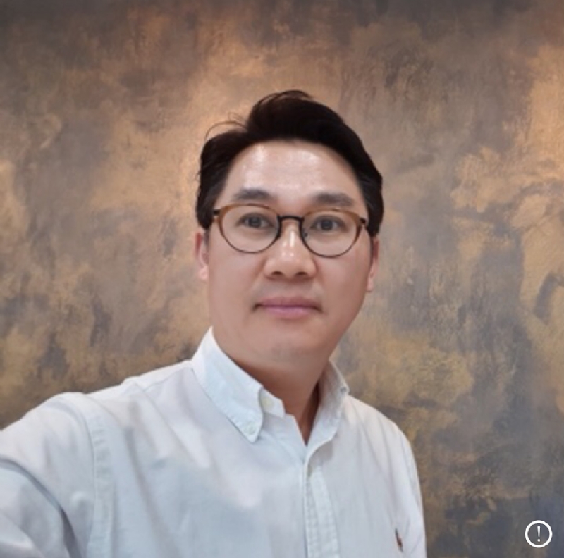 Wang的第一张照片--郑州相亲服务中心