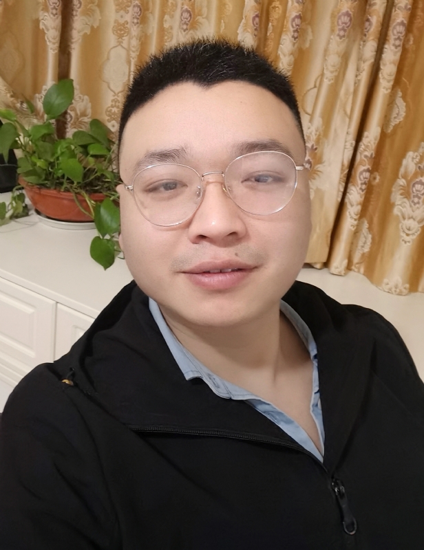 华哥的第二张照片--郑州相亲服务中心