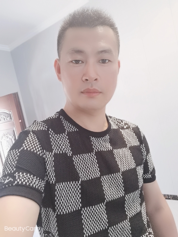 快乐无罪的第一张照片--郑州相亲服务中心