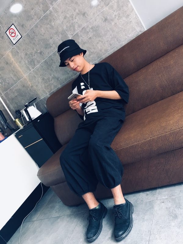 寻找的第三张照片--郑州相亲服务中心