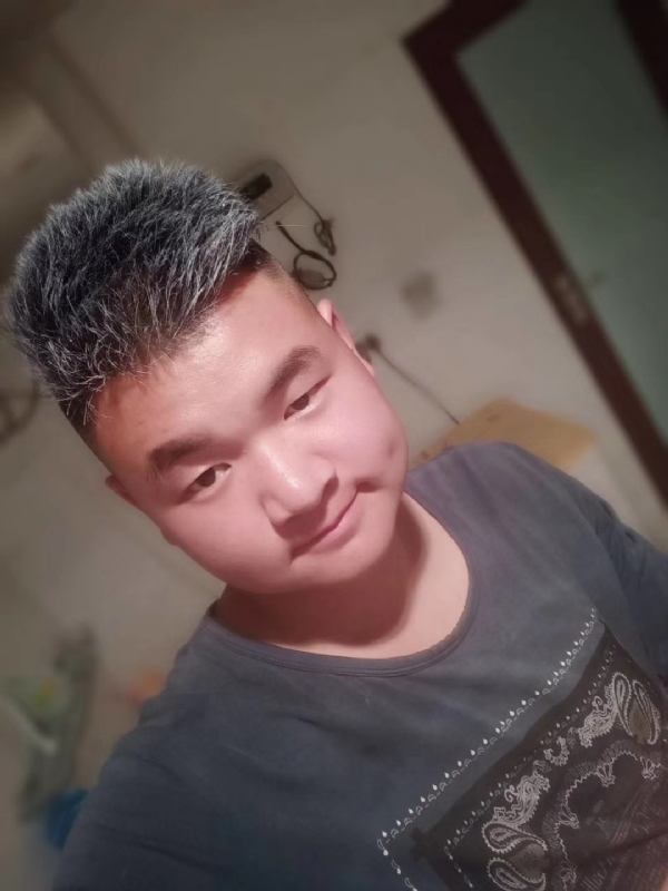 李子木的第一张照片--郑州相亲服务中心