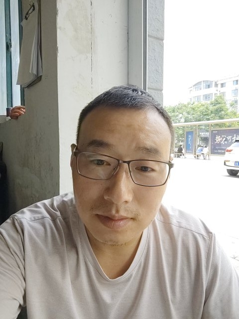 转身的距离的第一张照片--郑州相亲服务中心