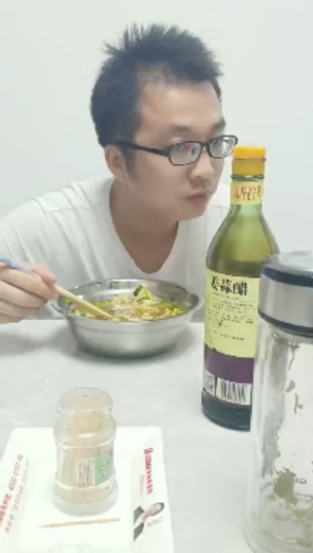 超超的第一张照片--郑州相亲服务中心