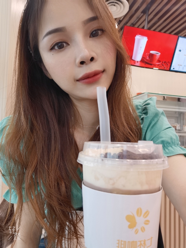 丽丽子的第一张照片--郑州相亲服务中心