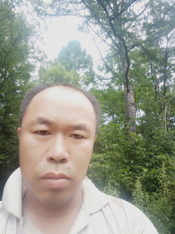 永恒的第一张照片--郑州相亲服务中心