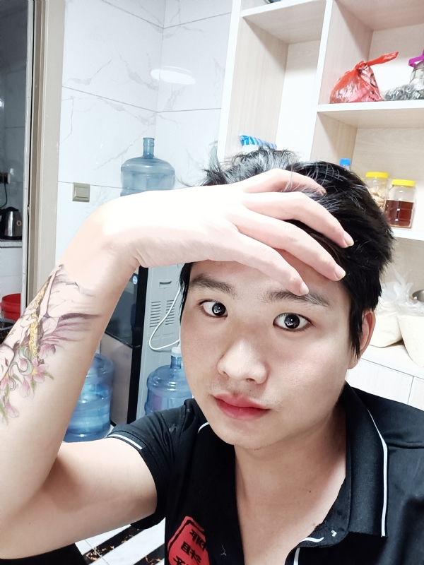 一纸荒年的第一张照片--郑州相亲服务中心