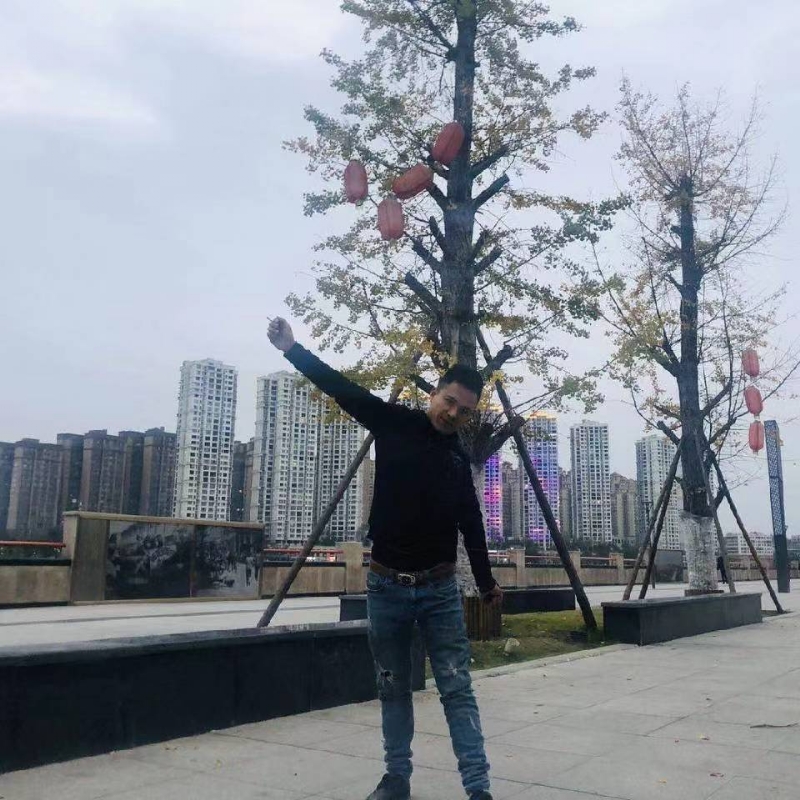 空空的房间的第一张照片--郑州相亲服务中心