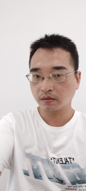 辉哥的第四张照片--郑州相亲服务中心