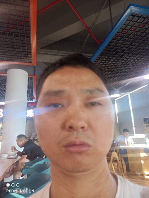 专情、互爱的第二张照片--郑州相亲服务中心
