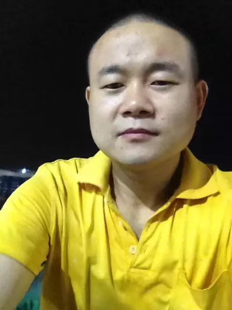 装国豪的第一张照片--郑州相亲服务中心