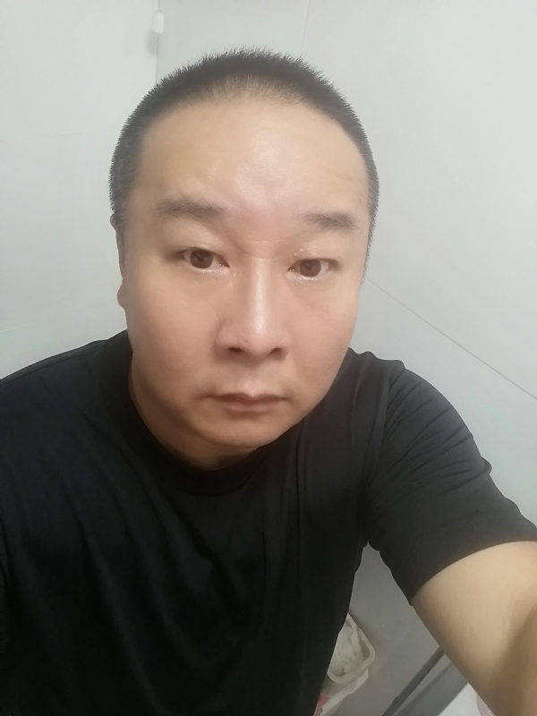 一束光的第一张照片--郑州相亲服务中心