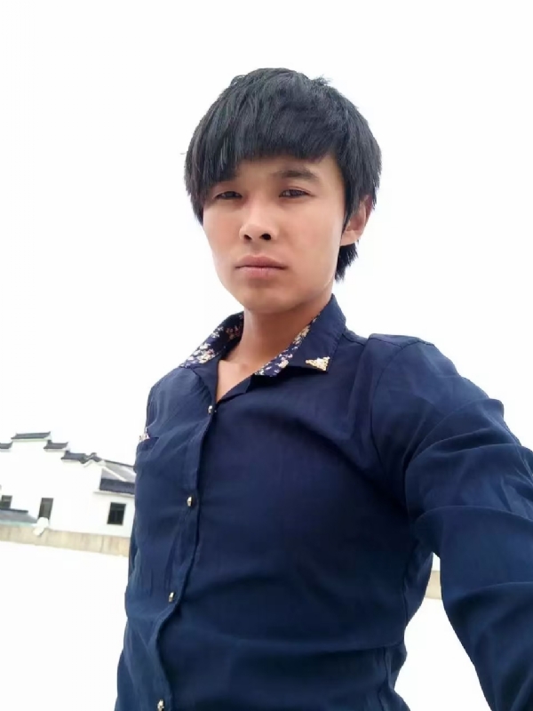 庸人自扰的第一张照片--郑州相亲服务中心