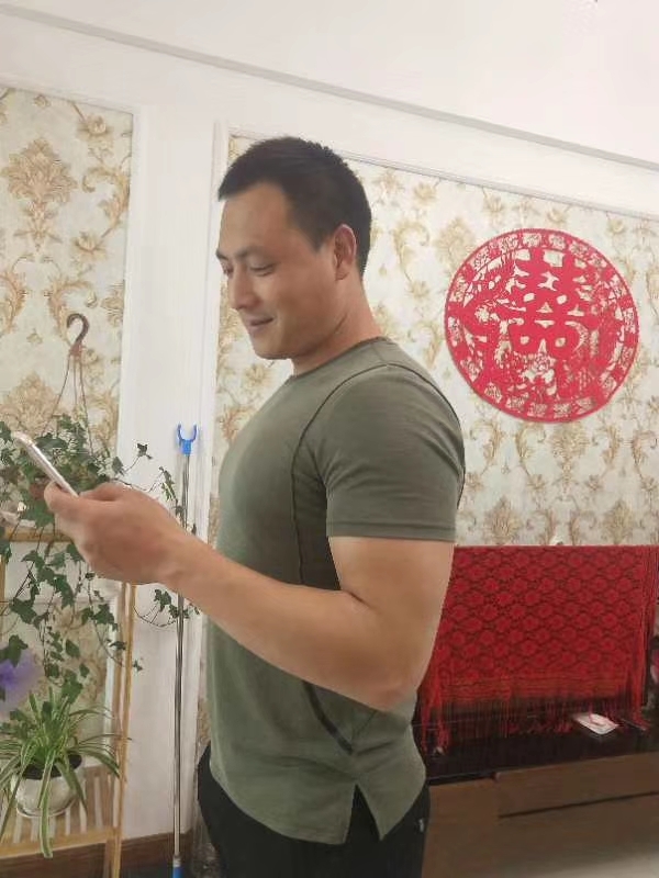 旧时相识的第三张照片--郑州相亲服务中心