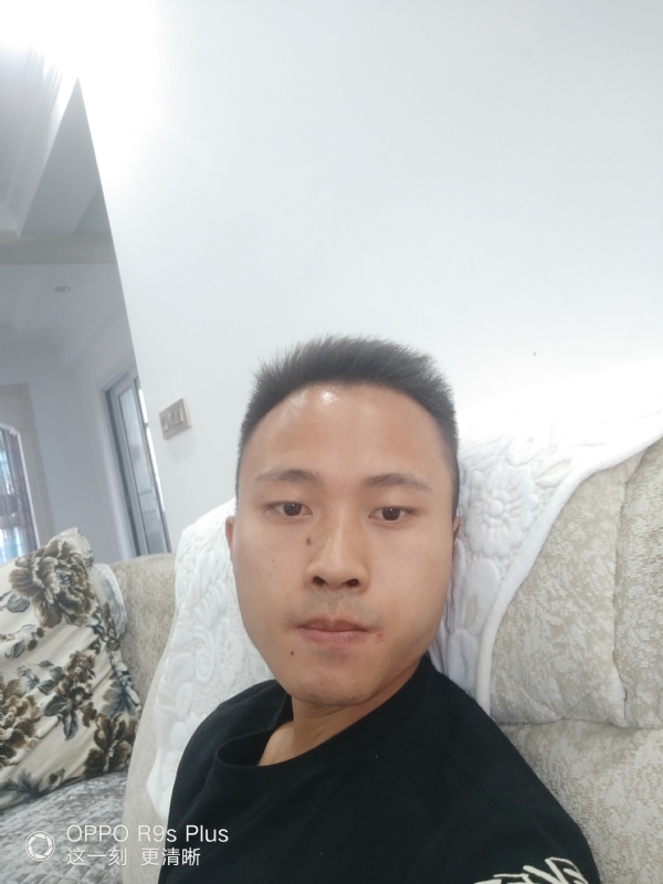 只为遇见你的第一张照片--郑州相亲服务中心