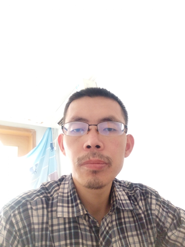 芳华的第一张照片--郑州相亲服务中心