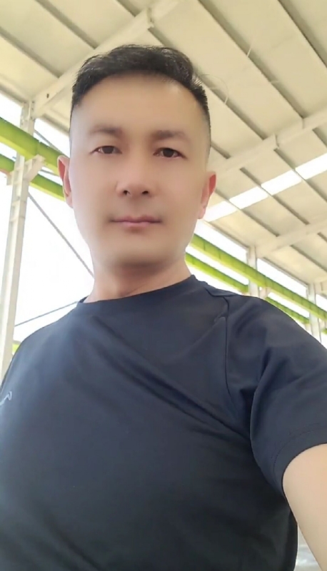 ZHANGHAO的第一张照片--郑州相亲服务中心
