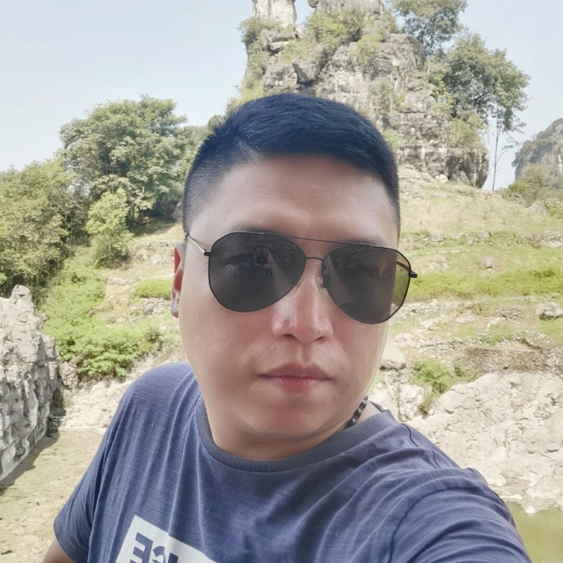 葡萄的第一张照片--郑州相亲服务中心