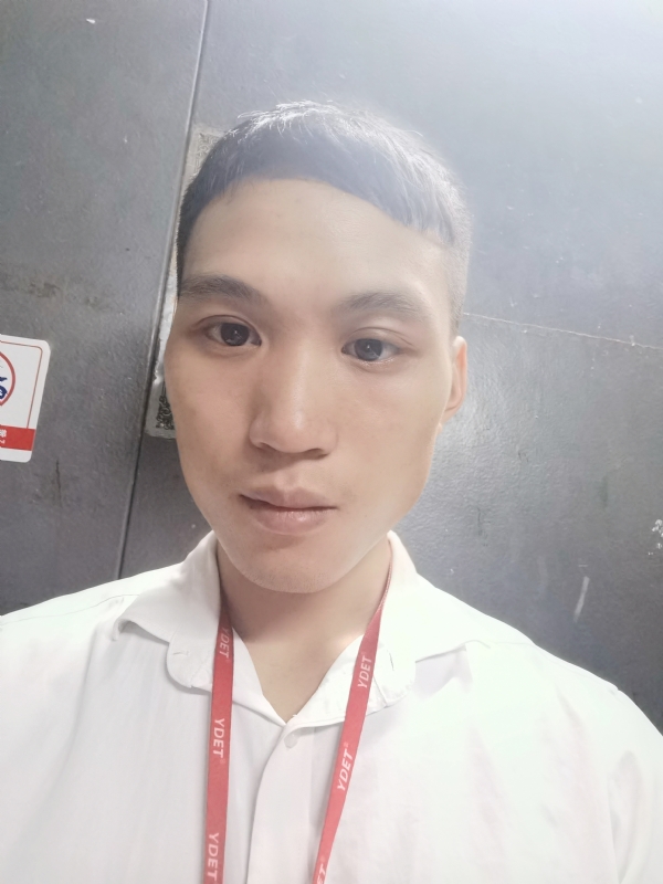 不离不弃的第一张照片--郑州相亲服务中心