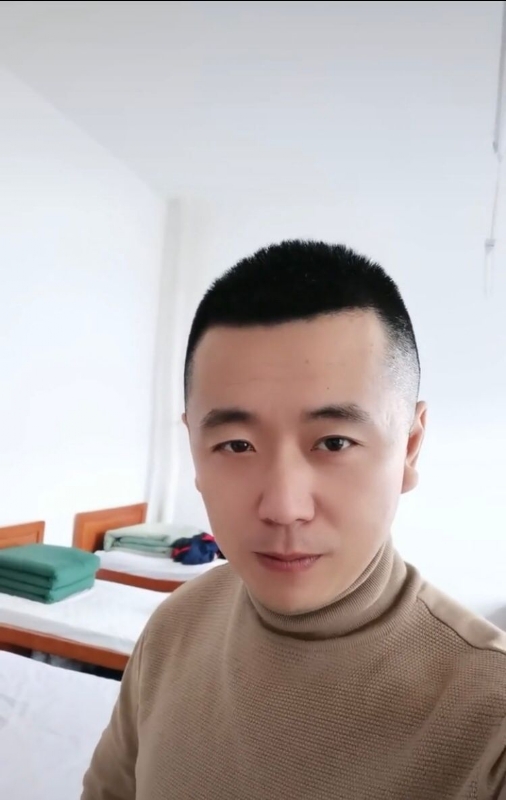 随风的第二张照片--郑州相亲服务中心