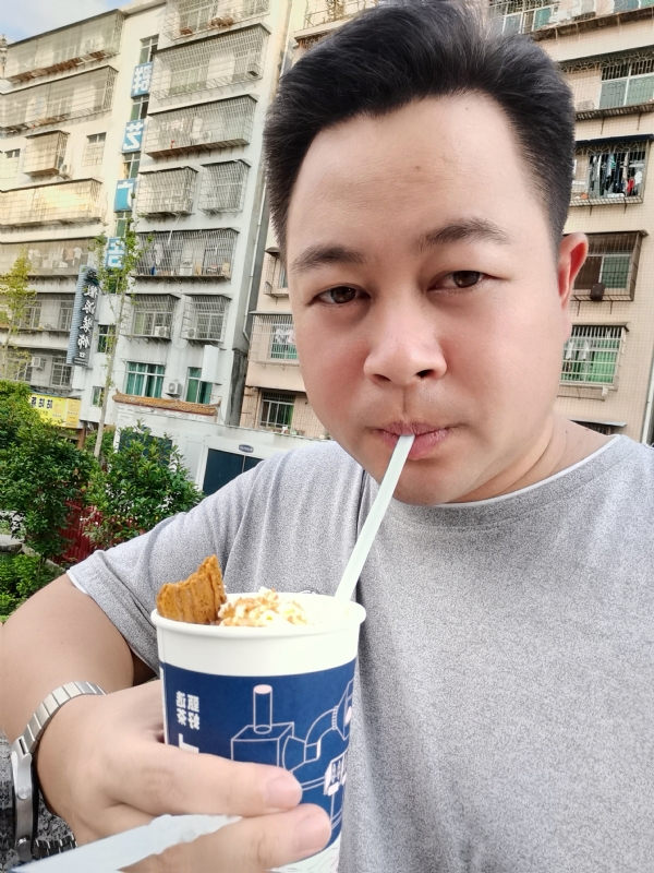 K金o的第一张照片--郑州相亲服务中心