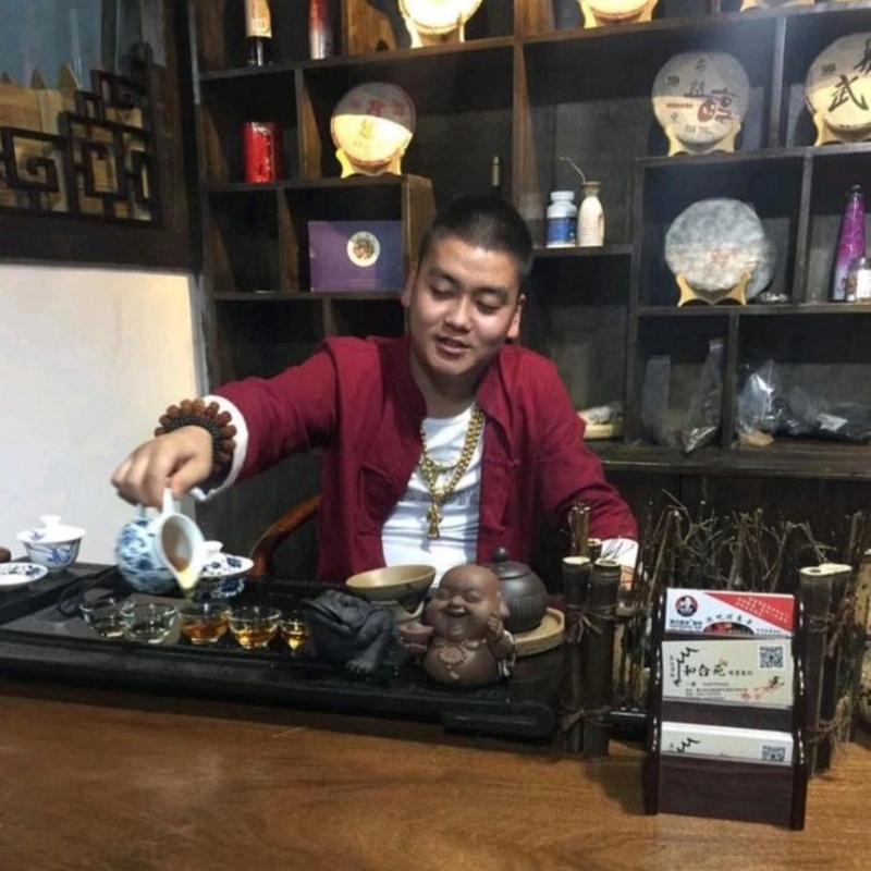 请叫我金爷的第一张照片--郑州相亲服务中心
