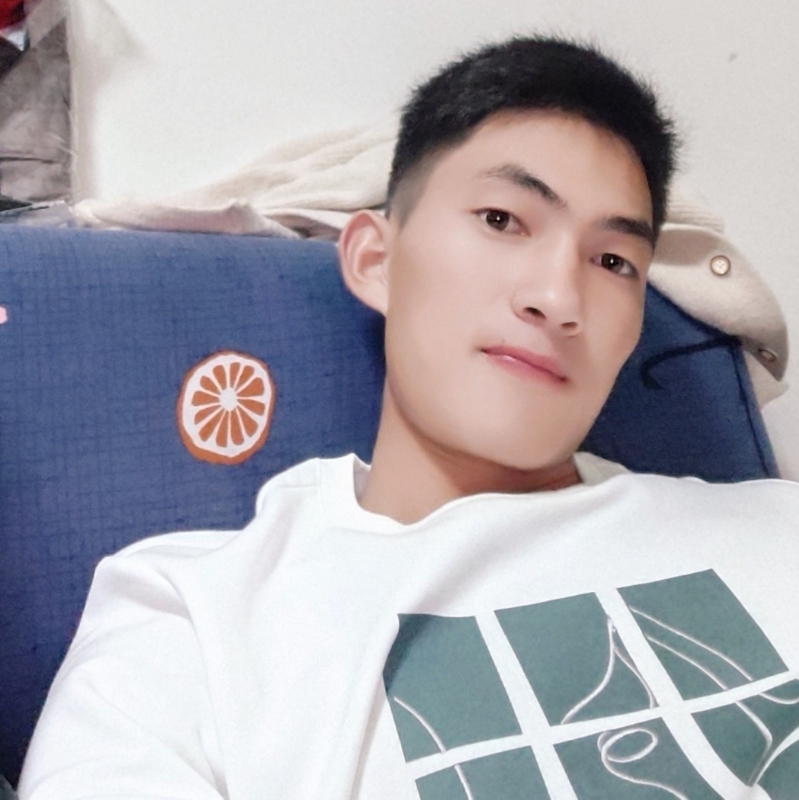 小袁的第二张照片--郑州相亲服务中心