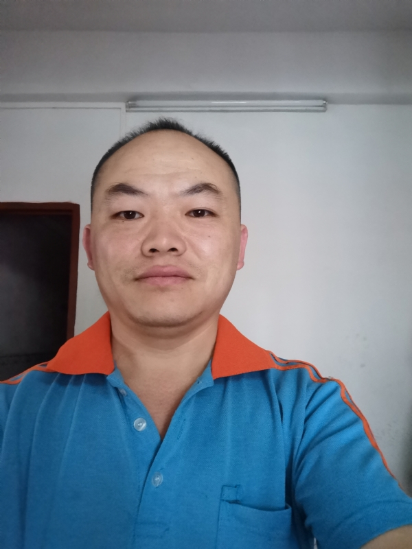 与子携老的第六张照片--郑州相亲服务中心
