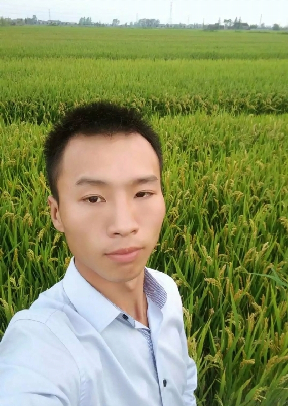 等待远方的你的第一张照片--郑州相亲服务中心