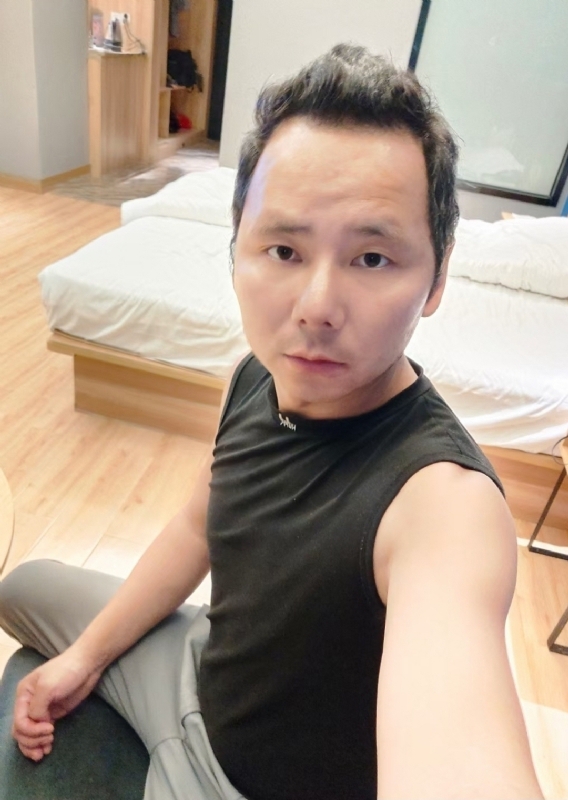 爱远的要命的第一张照片--郑州相亲服务中心