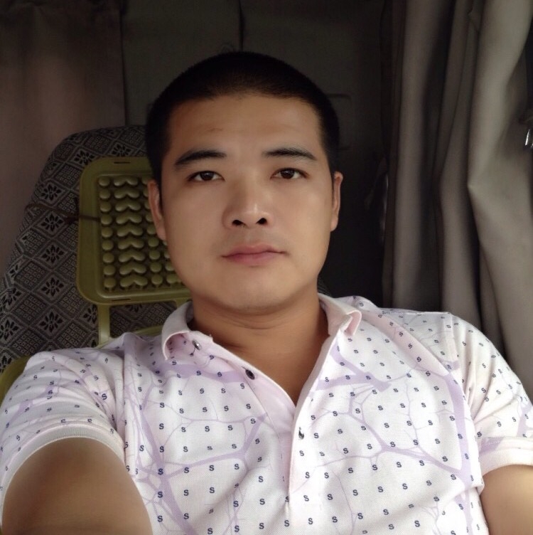 逍遥驾车人的第一张照片--郑州相亲服务中心