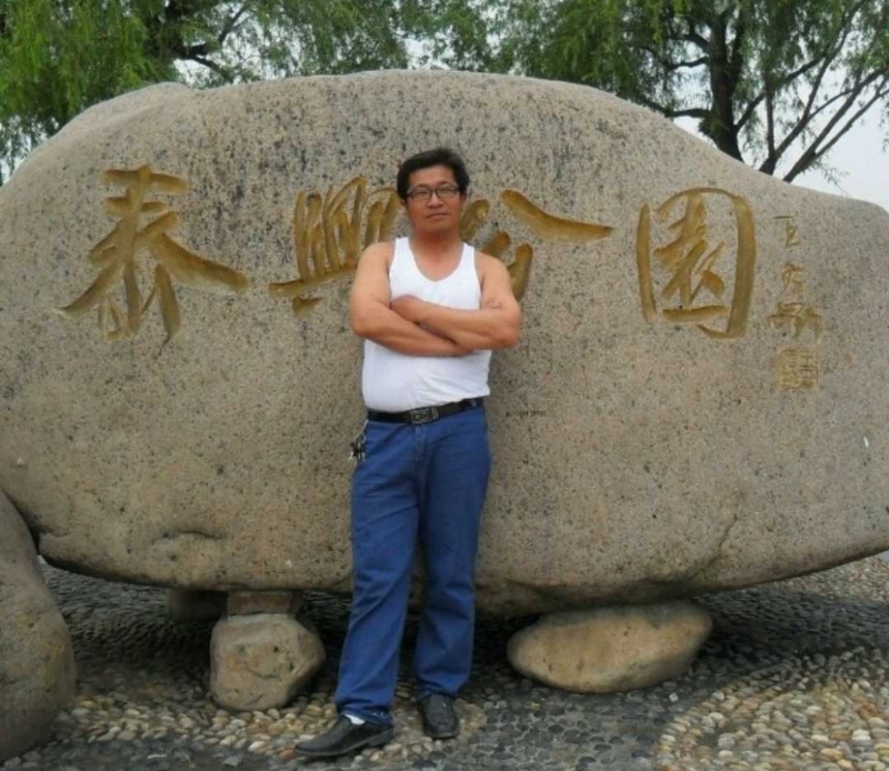 黑哥的第一张照片--郑州相亲服务中心