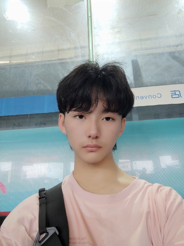 钱嘉豪的第二张照片--郑州相亲服务中心