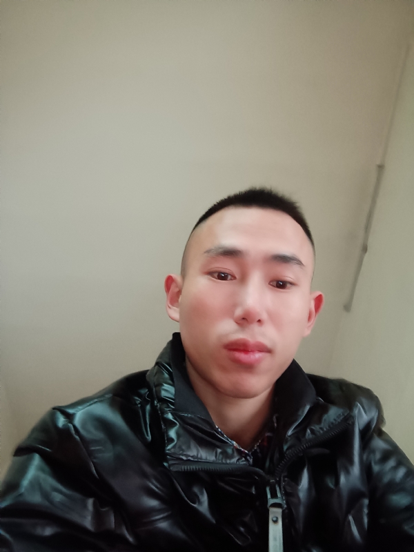 阿浩的第一张照片--郑州相亲服务中心