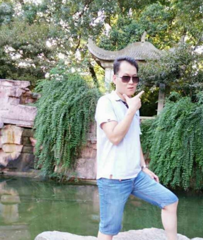 随缘的第一张照片--郑州相亲服务中心