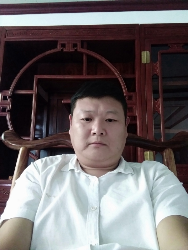 狼图腾的第一张照片--郑州相亲服务中心