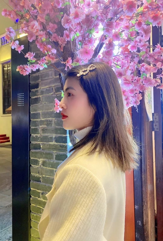 大眼妹的第一张照片--郑州相亲服务中心