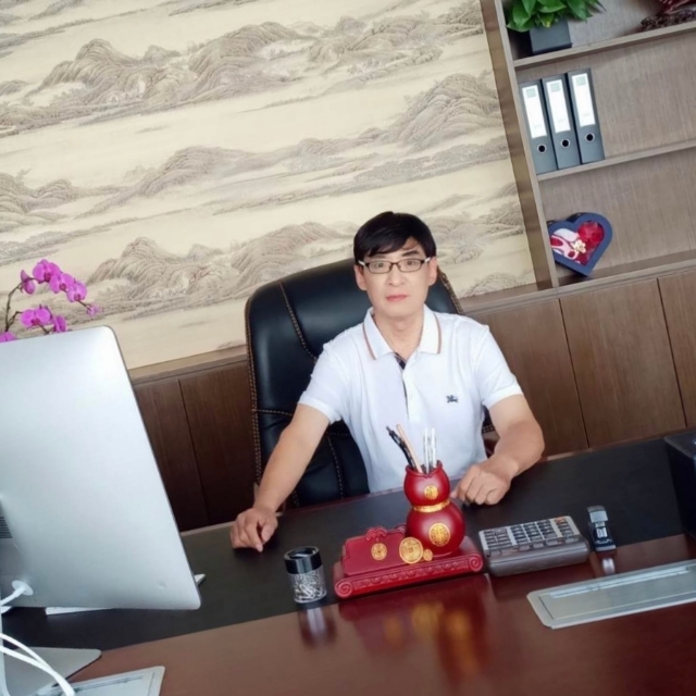 大叔寻觅有缘人的第三张照片--郑州相亲服务中心