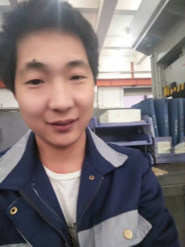 爱是你我的第一张照片--郑州相亲服务中心