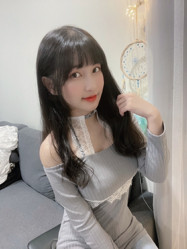 欣妍的第三张照片--郑州相亲服务中心