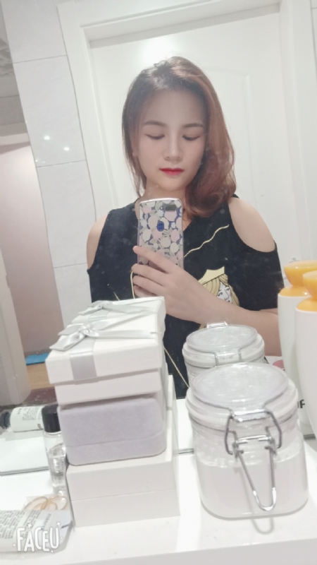 刘莲酥的第四张照片--郑州相亲服务中心