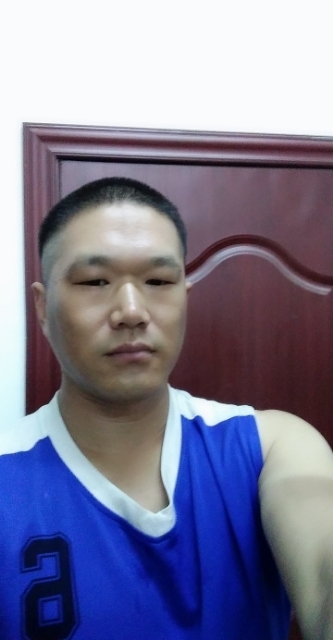 会飞的鱼的第一张照片--郑州相亲服务中心