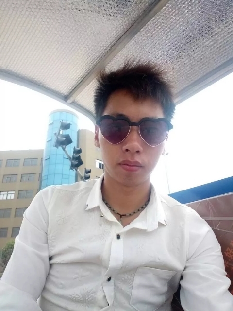 寻缘的第一张照片--郑州相亲服务中心