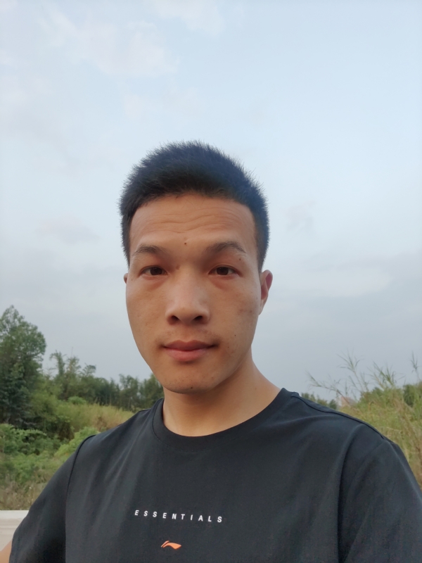 大龙的第一张照片--郑州相亲服务中心