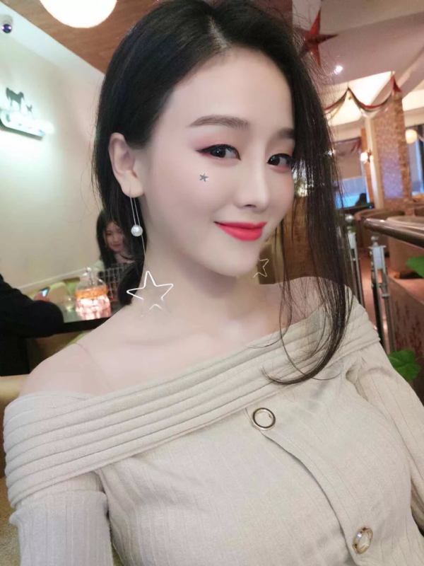Cici的第四张照片--郑州相亲服务中心