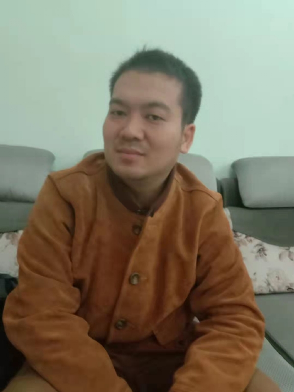 艺民的第一张照片--郑州相亲服务中心
