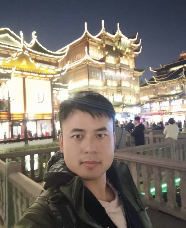 何先生he的第一张照片--郑州相亲服务中心